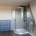 Nyaraló Woning - Onderwijsstraat *